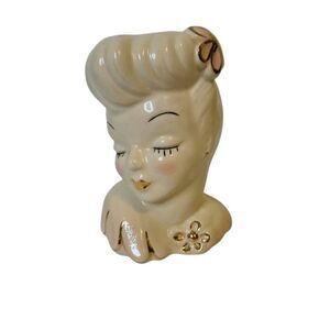 Vintage 1940's Glamour Girls vase.